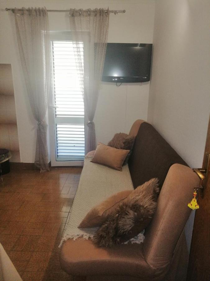 Ferienwohnung Apartman Ivo Baška Voda Exterior foto
