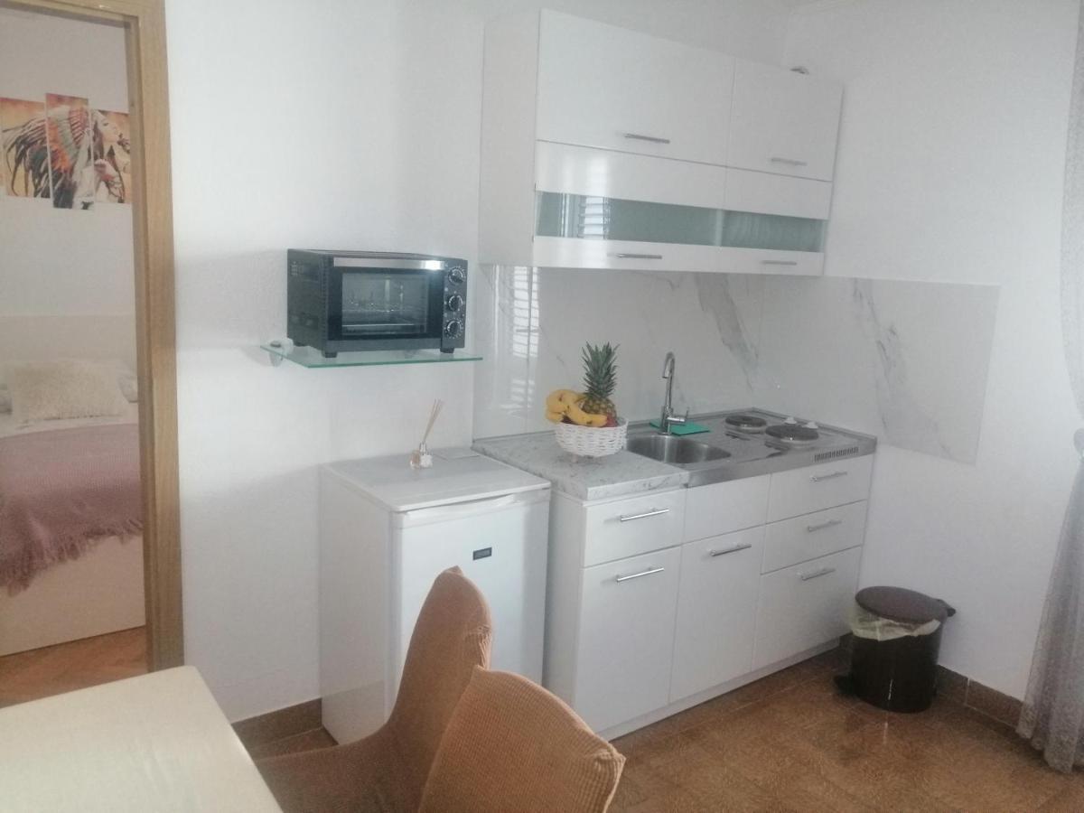 Ferienwohnung Apartman Ivo Baška Voda Exterior foto