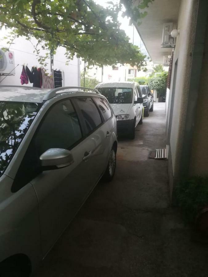Ferienwohnung Apartman Ivo Baška Voda Exterior foto
